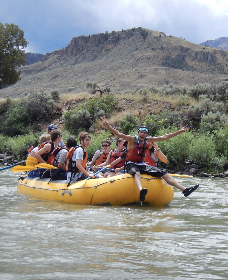visit yellowstone